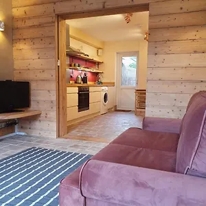  Apartment The Little Luckwell By Cliftonvalley United Kingdom
